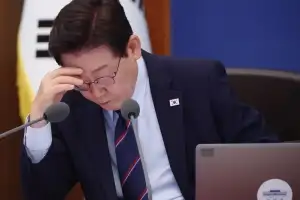 thumbnail - 李 “하천 단속 기회 두 번 놓친 공무원 엄벌”에 지자체 “인력부족 어쩌라고”