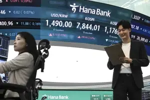 ‘급반등’ 코스피, 종가 기준 사상 최고치 달성