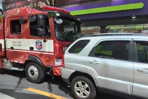 “소방차 막으면 밀고 갑니다”…부산 소방, 긴급출동 방해 차량 ‘강제처분’ 강화