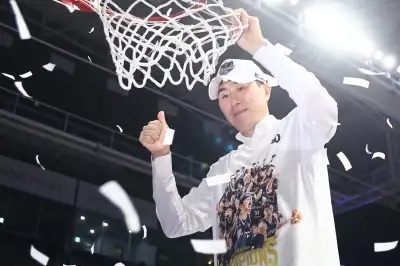 ‘원조 오빠’ 마침내 우승감독 됐다…이상민 KCC감독, 스타들 아우르는 소통의 리더십 빛나