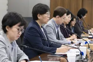 英·日 이어 ‘외로움 차관’ 신설… 국가가 국민 마음 돌본다