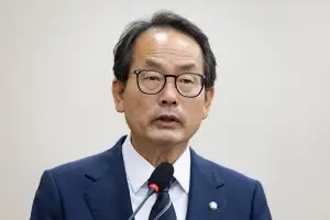 與 “흑색선전으로 보수 결집…당 패착 없어”