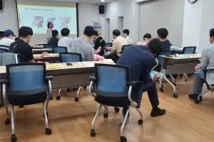 “아빠들, 여기 모이세요”…성북구 ‘초보아빠교실’ 성황리