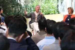 로봇 실험실 된 양재사옥…정의선, 소통의 공간 열다