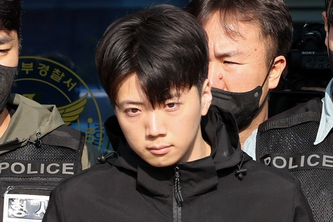 ‘여고생 흉기 살인’ 장윤기 검찰 송치