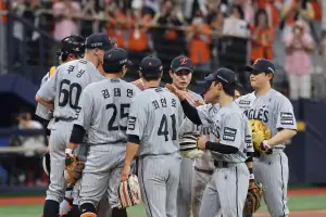 김서현 ‘볼볼볼’에 무너졌던 한화, 마무리 필요 없는 경기가 된다…역대급 다이너마이트 폭발