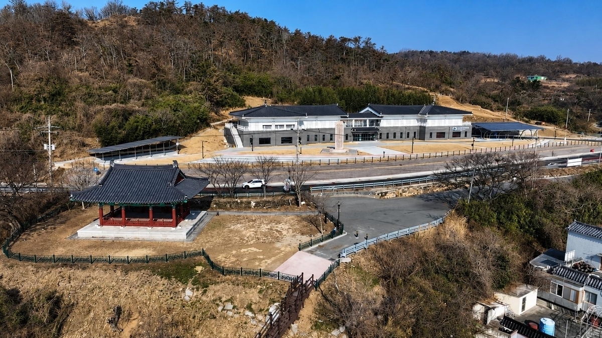 15일 정식 개관한 경북 경주 문무대왕해양역사관 전경. 경주시 제공