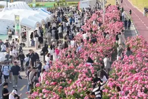 중랑구, ‘랑랑 18세’ 중랑 서울장미축제 개막