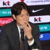 홍명보 “손흥민, 리그 역할과 대표팀 역할 달라 걱정 안 해”