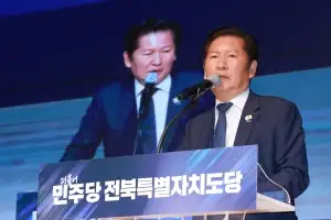 여도 야도 광주 집결… 정청래 “톱니처럼 돌아가야” 장동혁 “호남 당원들 헌신”