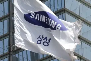 주총 열자는 개미들…노사 갈등에 등장한 ‘제3의 플레이어’
