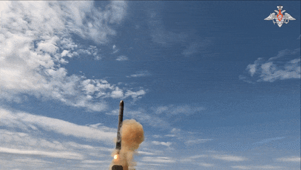 러시아 국방부에 따르면 전략미사일부대는 12일(현지시간) 최신 액체연료 ICBM 사르마트 시험 발사에 성공했다. 2026.5.12 러시아 국방부