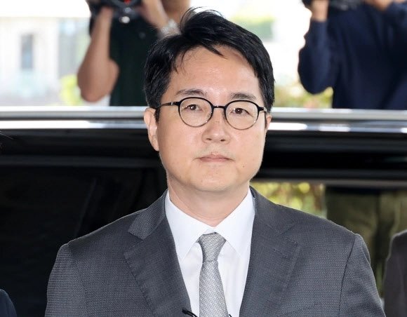 심우정 전 검찰총장이 지난해 9월 21일 서울고검 내란특검 사무실에 들어가고 있다. 연합뉴스