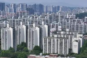 서울 규제 피해 ‘경기·인천’으로… 1년 만에 아파트 매매 33% 급증