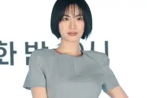 thumbnail - “흉기 안 들고 갔다” 배우 나나 자택 침입한 30대男 또 주장… 징역 10년 구형
