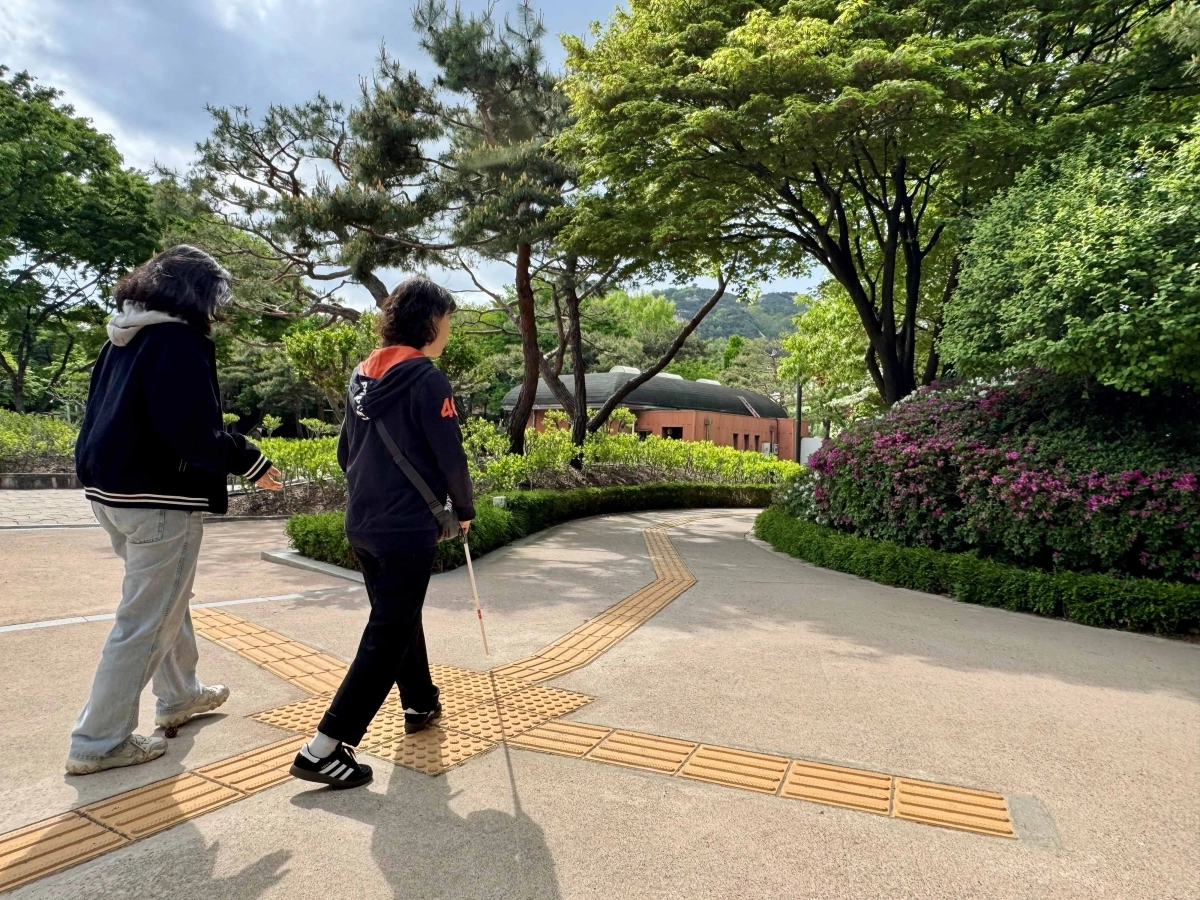 종로구 무궁화동산 ‘안심보행로’