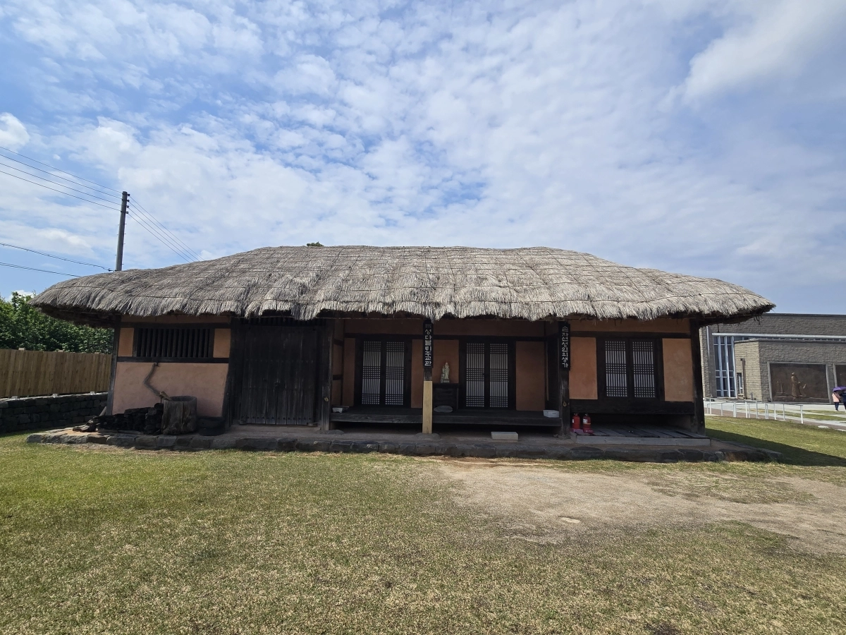충남도 기념물 신리다블뤼주교유적지. 당진시 제공