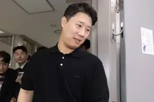 삼성전자 노조 “사측 거부로 조정 종료…내일 총파업”