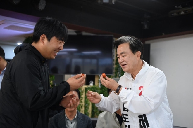 당진 찾은 김태흠 “해양 관광 복합단지 등 위대한 당진 만들 것”