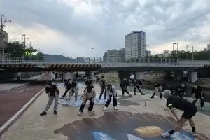 우이천 품고 달리자! 강북구, 청년 러닝크루 인기에 2기 모집