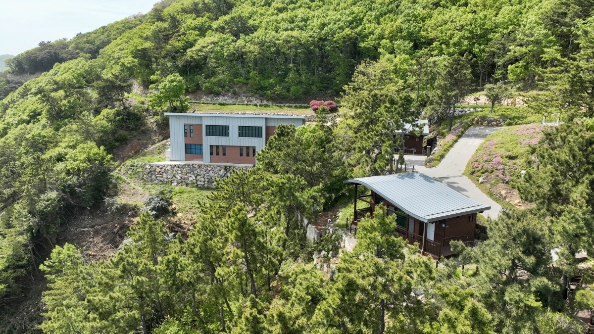 완도 약산 해안치유의 숲 해수 온열 치유실 전경. 완도군 제공