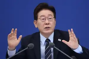 이 대통령, 한국인 탑승 가자 구호선 나포 비판…네타냐후 체포영장 검토