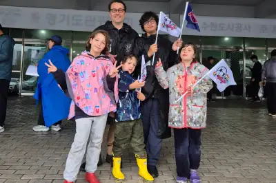 “유일 분단국가서 열리는 남북 축구, 정말 특별한 순간”…폭우 뚫고 경기장 찾은 독일인 가족