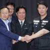 외인 19조 팔아치웠는데…“파업은 선반영” “50만전자 간다” 개미들 ‘고심’