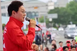 박완수 “낮은 자세로 겸손하게 도민 곁으로”…원팀 출정식
