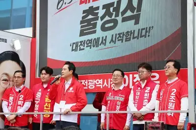 ‘스윙보터’ 충청도, 지선 공식 선거운동 첫날 여야 당 대표 발길