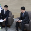 [포토] 안형준 국가데이터처장, 2025년 기준 경제총조사 협조 당부 위해 경기도청 방문