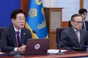 ‘탱크데이’ 겨눈 李… “국가폭력 미화하는 독버섯 뿌리 뽑아야”