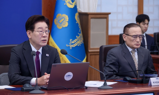 ‘탱크데이’ 겨눈 李… “국가폭력 미화하는 독버섯 뿌리 뽑아야”