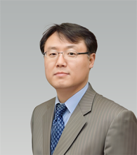 [세종로의 아침] 반도체의 고공 행진, 추락하는 농구와 핸드볼