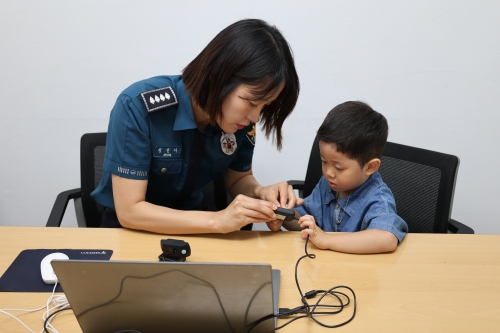 전북경찰청이 ‘실종예방 사전등록제도’ 참여를 적극 당부했다. 전북경찰청 제공