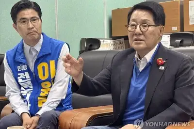 민주당 박지원 의원, “이 대통령과 소통하고, 일 잘하는 이원택 선출돼야 전북의 미래 최선”