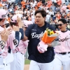 한미 통산 200승… ‘괴물’은 멈추지 않는다