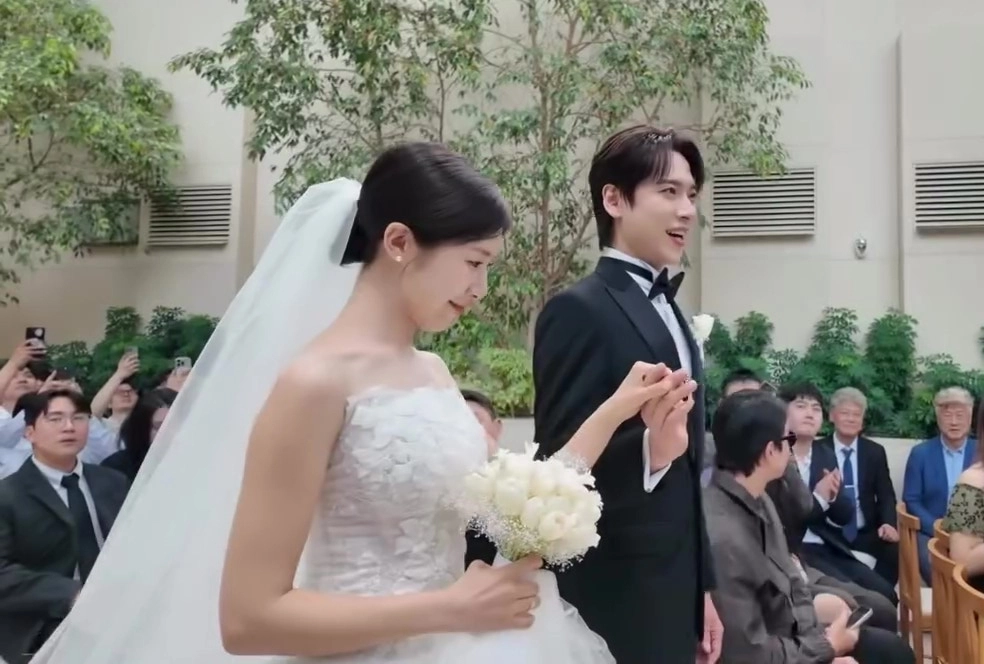 윤승우♥전재희 결혼식. 사진=연극 평론가 ‘박성원’ 인스타그램 캡처