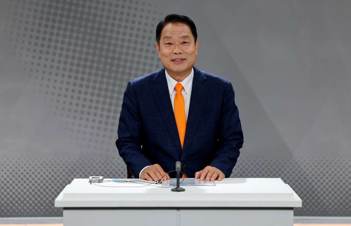 대구시장 후보자토론회서 발언하는 이수찬
