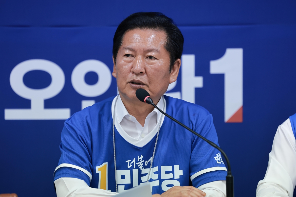 발언하는 정청래 총괄 상임선대위원장