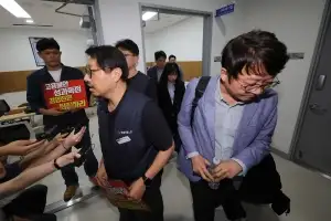 thumbnail - 카카오 노사, 끝내 조정 결렬…노조 “내달 파업 예정” thumbnail - 카카오 노사, 끝내 조정 결렬…노조 “내달 파업 예정”