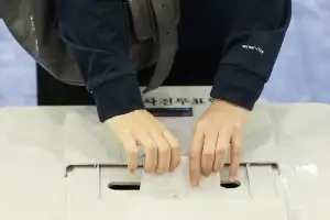 지방선거 사전투표 첫날 오전 7시 투표율 0.5%