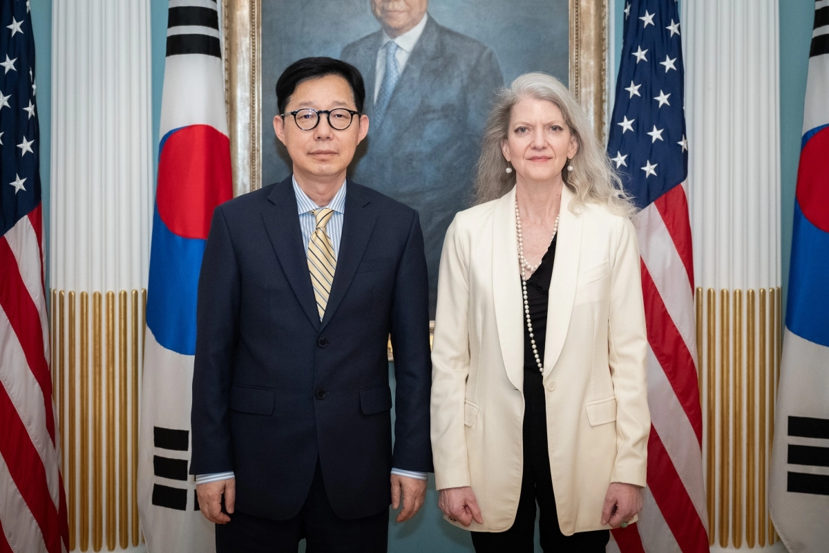 미국 국무부 정무차관 만난 박윤주 외교부 1차관