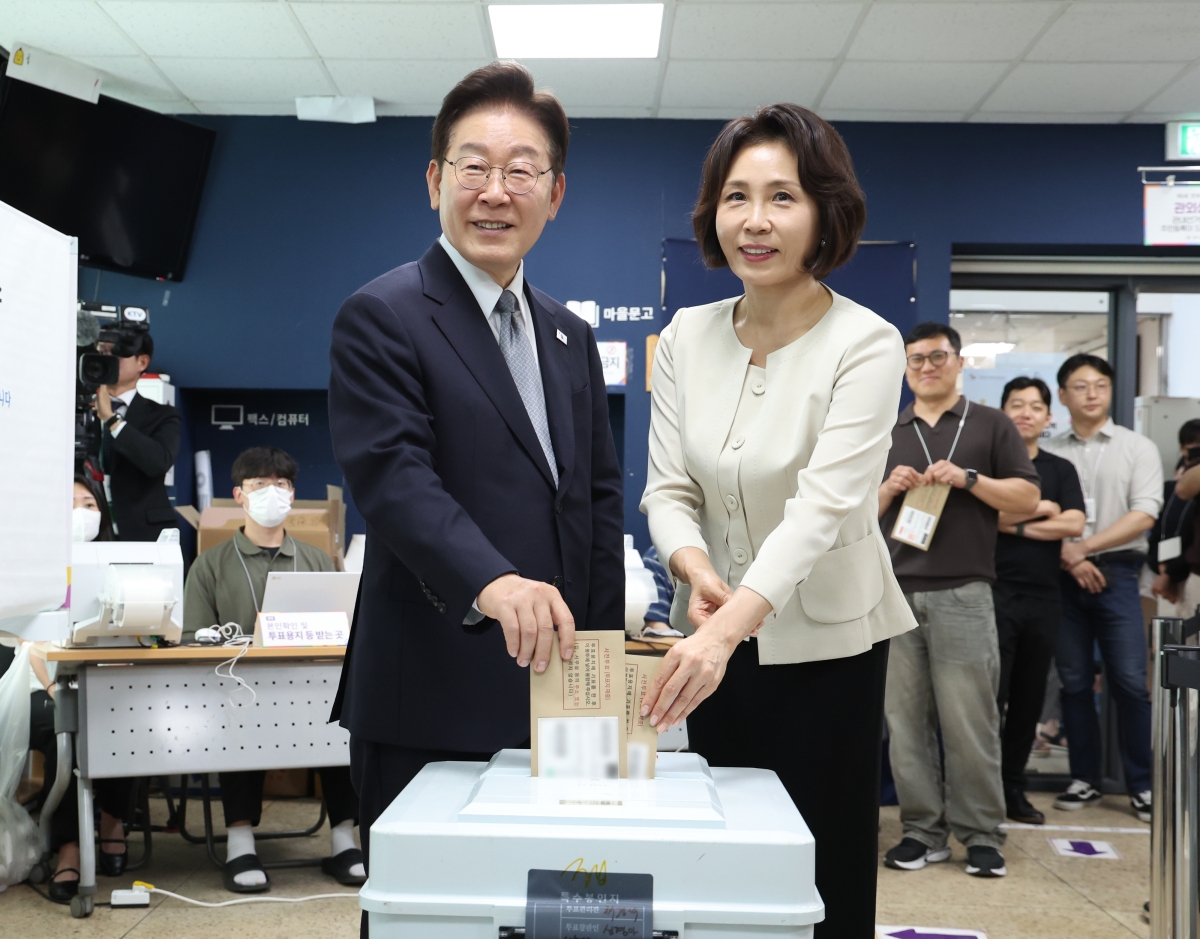 이재명 대통령 부부 사전투표