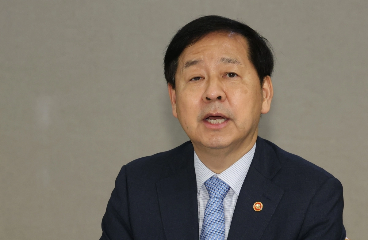 구윤철 부총리, 부동산·주택공급 관계장관회의 주재