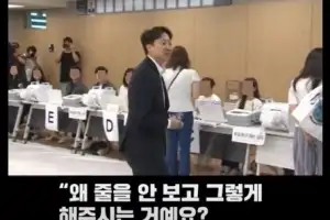 “왜 줄 안 서요?” 사전투표 이준석에 주민 ‘버럭’…알고보니 “줄이 없었다”