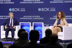 신현송 “통화정책 장애물 적어”… 또 금리 인상 시사