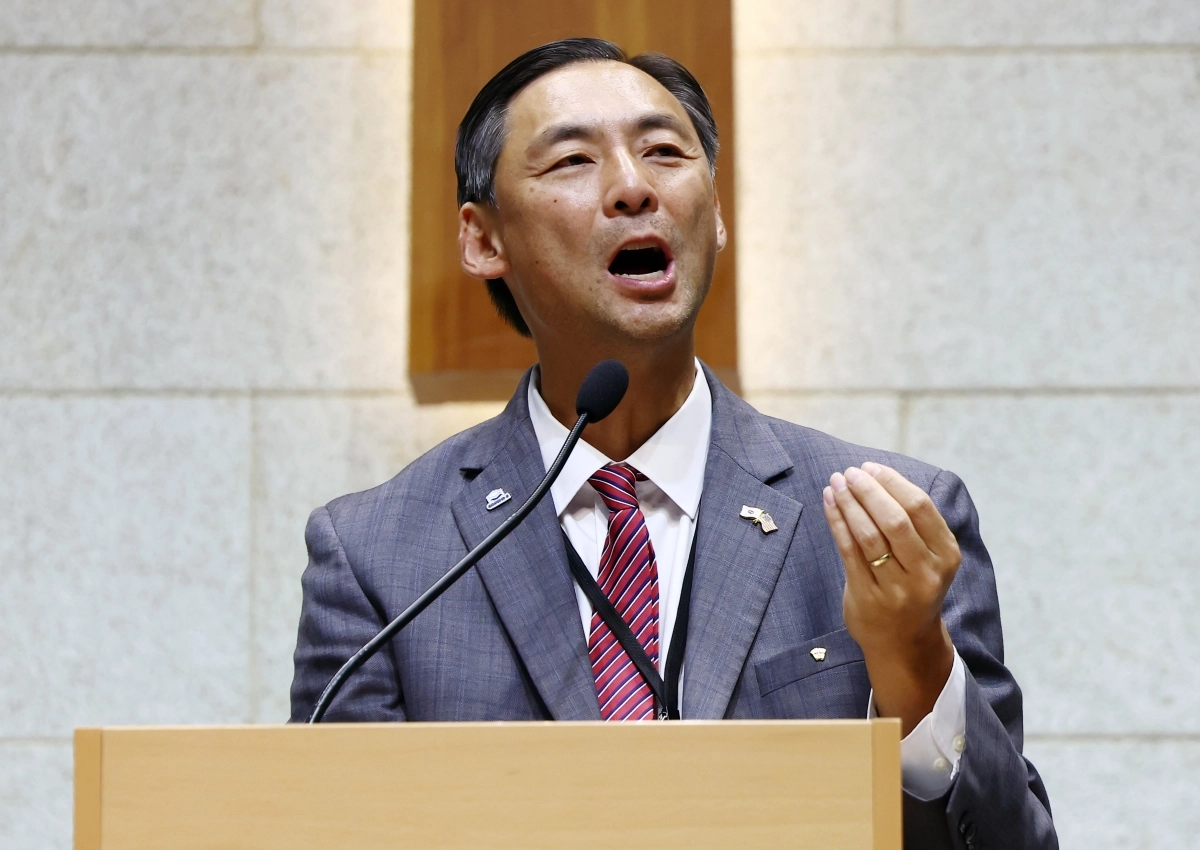 모스탄 미국 리버티대 교수(전 미국 국무부 국제사법 대사)가 지난해 7월 17일 서울 은평구 은평제일교회에서 열린 모스탄 전 대사 초청 간증 집회에서 설교하고 있다.  뉴스1