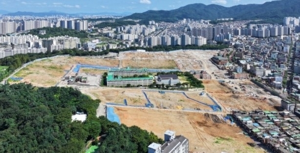 [사진: 경기도 성남시 중원구 상대원2구역 재개발 지역 부지 / 성남시 제공]