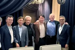젠슨 황, 1년 새 한국·영국만 두 번 방문… K로봇·AI ‘콕’ 찍었다
